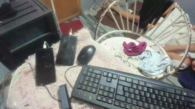ItsRogeline live cam on Cam4