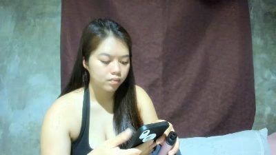 ItsRogeline live cam on Cam4