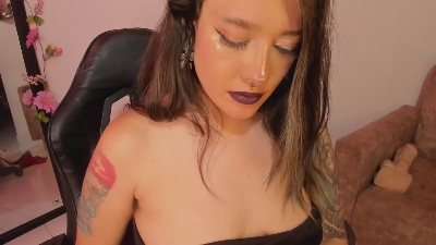 Its_KatApple live cam on Cam4
