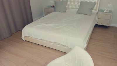 IvaAliberti live cam on Cam4