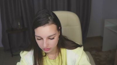 IvaKreitner live cam on Cam4