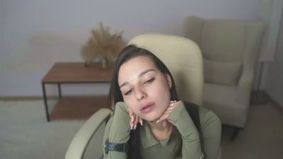 IvaKreitner live cam on Cam4