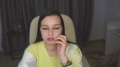 IvaKreitner live cam on Cam4