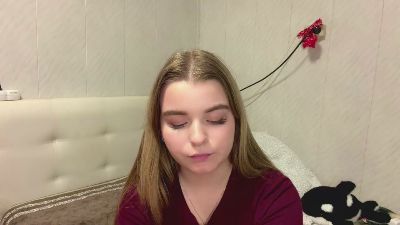 IvaLetts live cam on Cam4