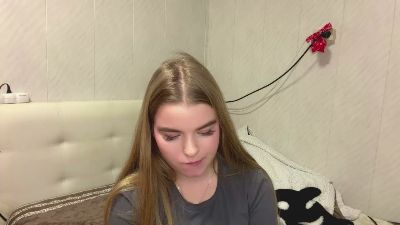 IvaLetts live cam on Cam4