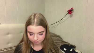 IvaLetts live cam on Cam4