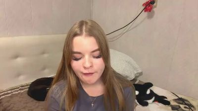 IvaLetts live cam on Cam4