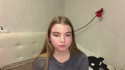 IvaLetts live cam on Cam4
