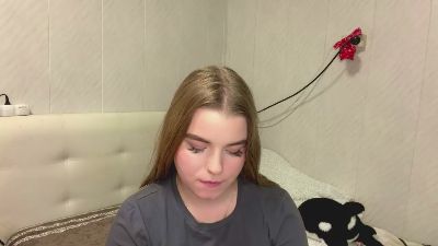 IvaLetts live cam on Cam4