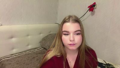 IvaLetts live cam on Cam4
