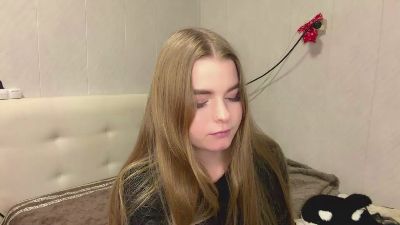 IvaLetts live cam on Cam4