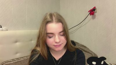 IvaLetts live cam on Cam4