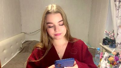 IvaLetts live cam on Cam4