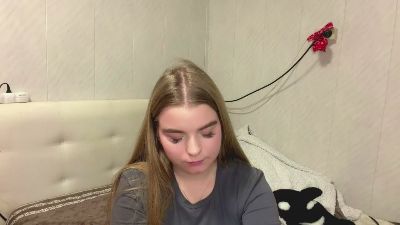 IvaLetts live cam on Cam4