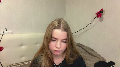 IvaLetts live cam on Cam4