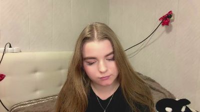 IvaLetts live cam on Cam4
