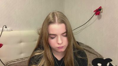 IvaLetts live cam on Cam4