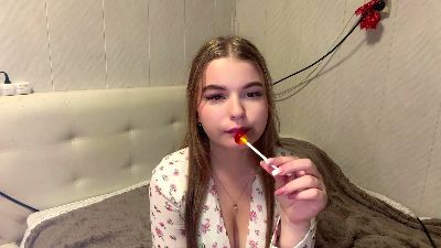 IvaLetts live cam on Cam4