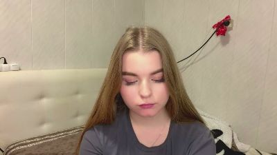 IvaLetts live cam on Cam4