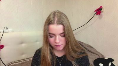 IvaLetts live cam on Cam4