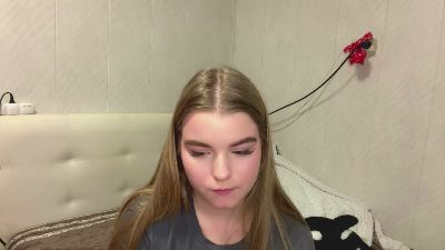 IvaLetts live cam on Cam4