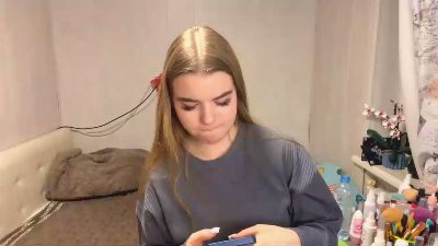 IvaLetts live cam on Cam4