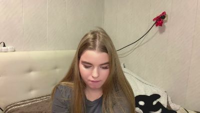 IvaLetts live cam on Cam4