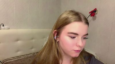 IvaLetts live cam on Cam4