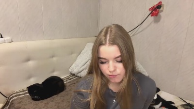 IvaLetts live cam on Cam4