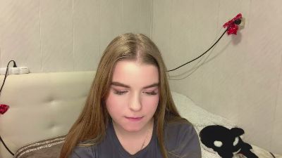 IvaLetts live cam on Cam4