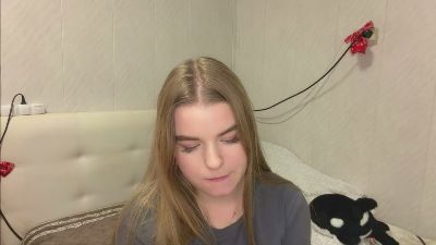 IvaLetts live cam on Cam4