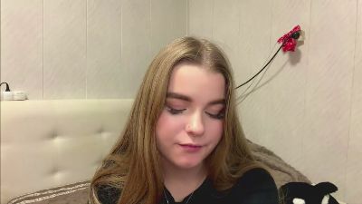 IvaLetts live cam on Cam4