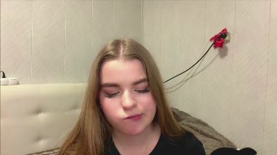IvaLetts live cam on Cam4