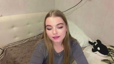 IvaLetts live cam on Cam4