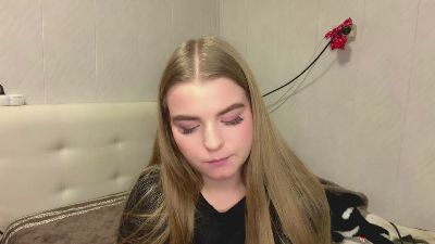 IvaLetts live cam on Cam4