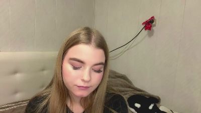 IvaLetts live cam on Cam4