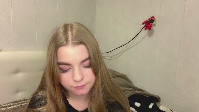 IvaLetts live cam on Cam4