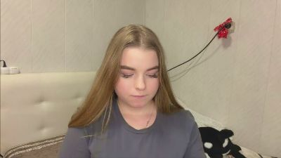 IvaLetts live cam on Cam4