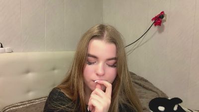 IvaLetts live cam on Cam4