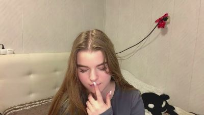 IvaLetts live cam on Cam4
