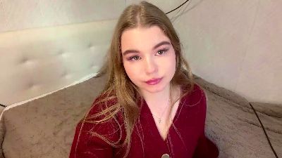 IvaLetts live cam on Cam4