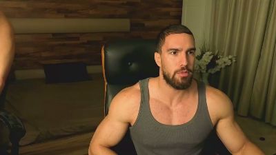 IvanHyde live cam on Cam4