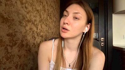 IvanaDipiero live cam on Cam4