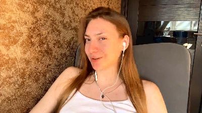 IvanaDipiero live cam on Cam4