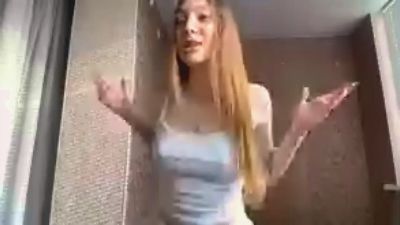 IvanaDipiero live cam on Cam4