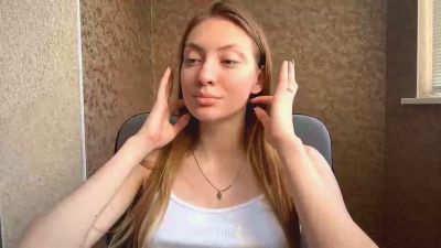 IvanaDipiero live cam on Cam4