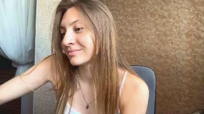 IvanaDipiero live cam on Cam4