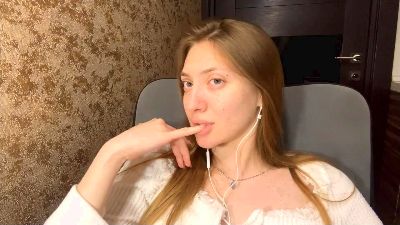 IvanaDipiero live cam on Cam4