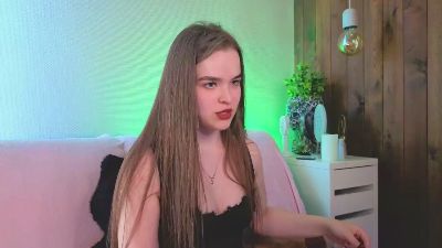 IvanaLippe live cam on Cam4