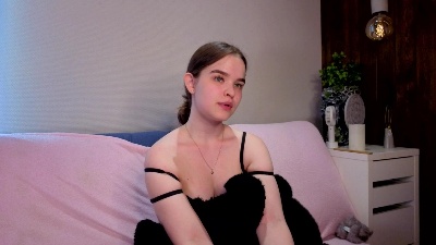 IvanaLippe live cam on Cam4